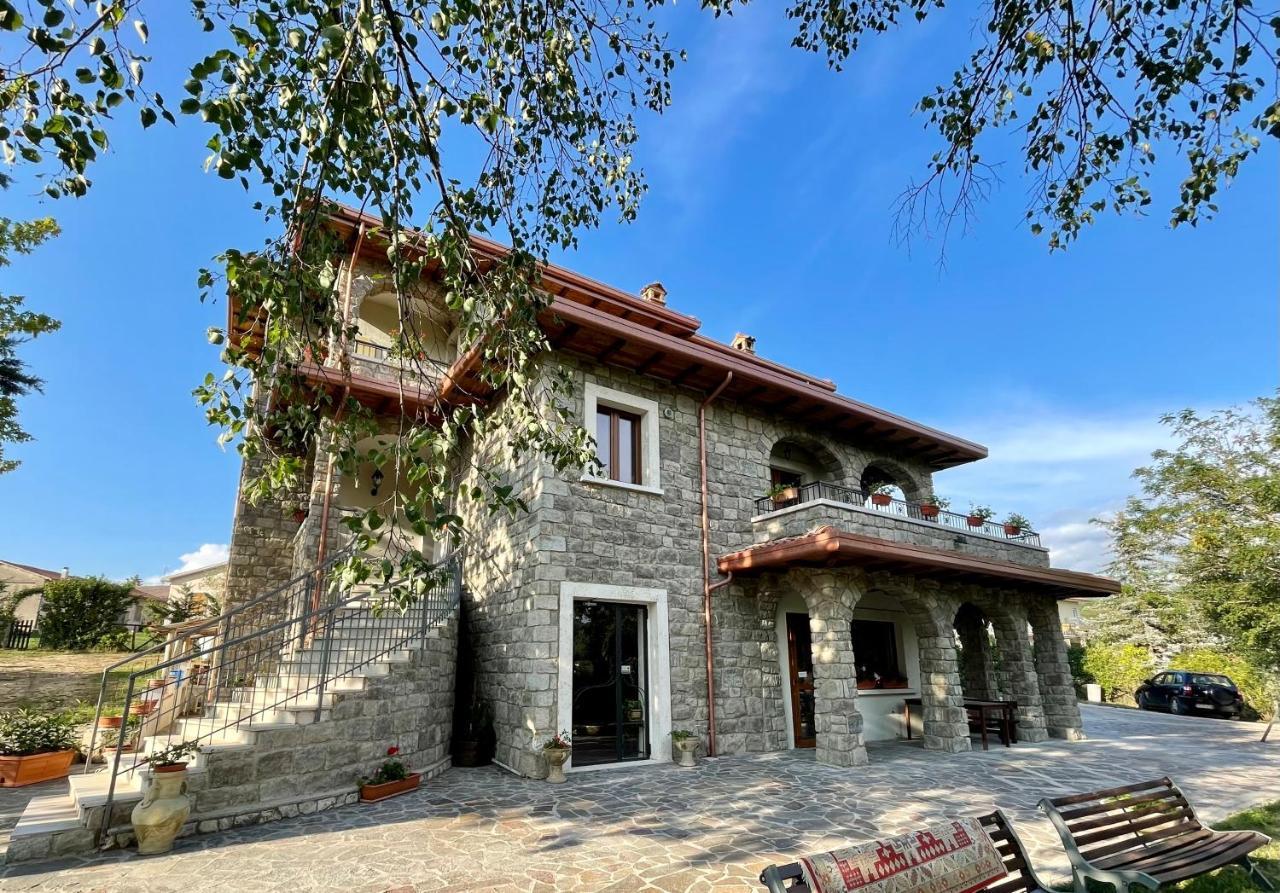 Agriturismo Cupello Cagnano Amiterno Buitenkant foto