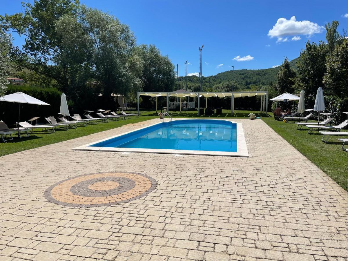 Agriturismo Cupello Cagnano Amiterno Buitenkant foto