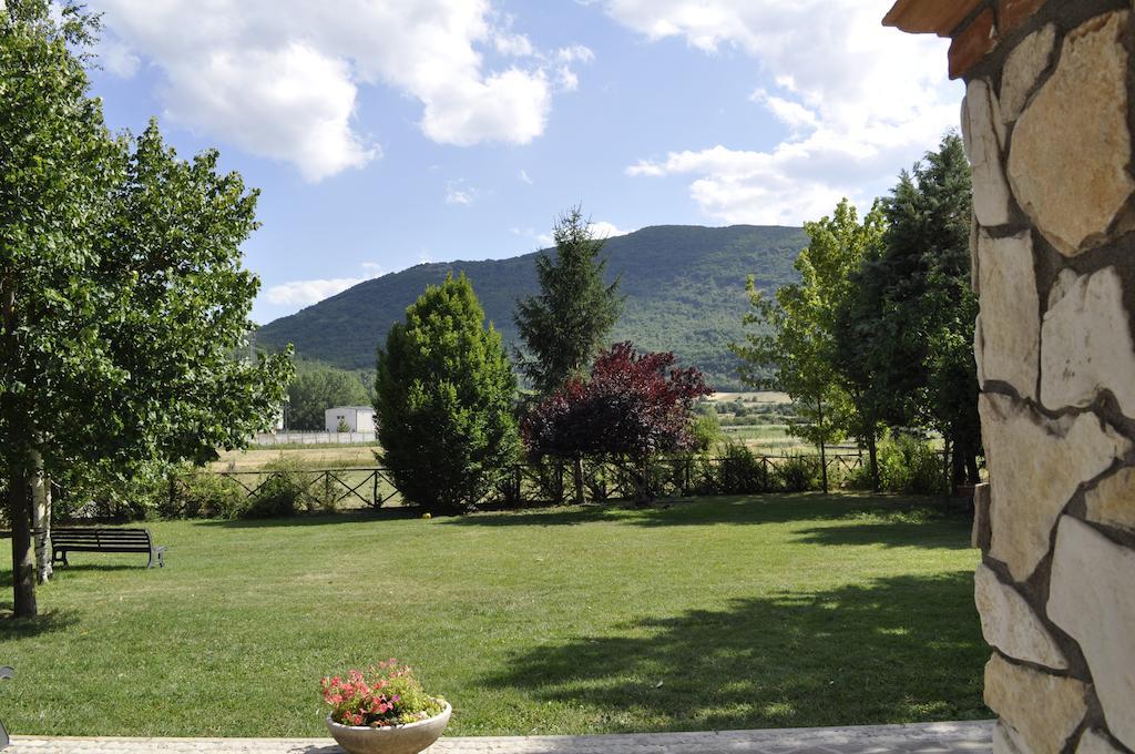 Agriturismo Cupello Cagnano Amiterno Buitenkant foto